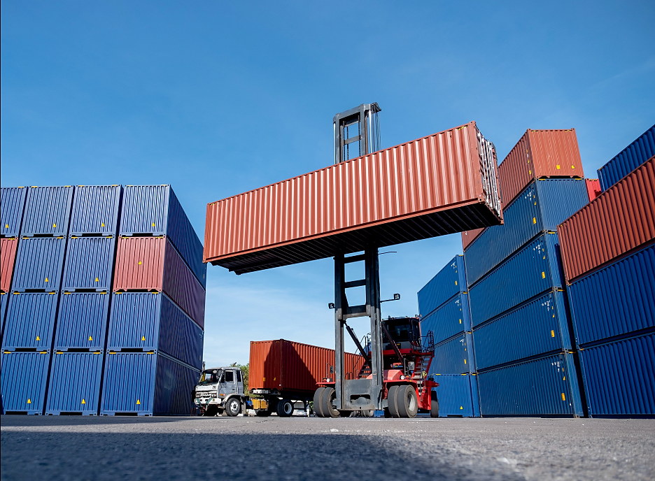 Freight container handling for international rice export logistics